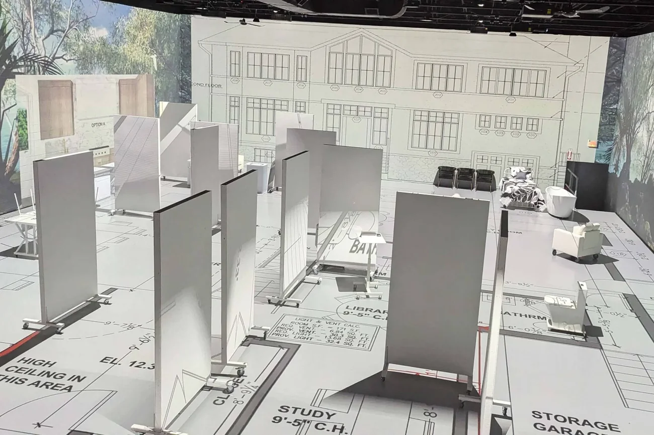 Immersive life-size plan with furniture reference